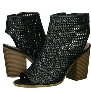 Indigo Rd Black Open toe Booties Block Heel